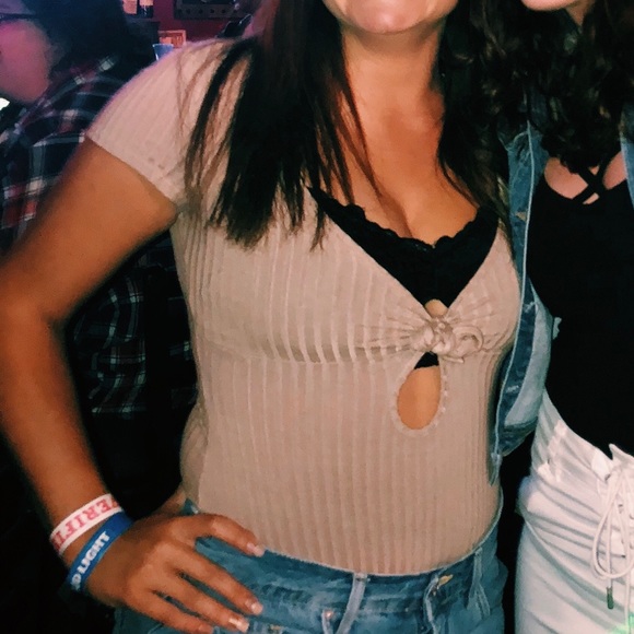 Tan bodysuit - Picture 1 of 2